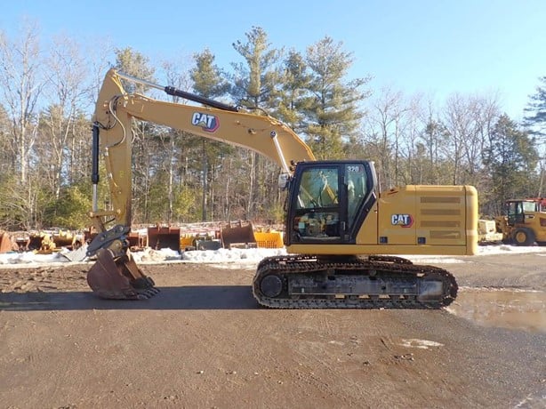 2022_caterpillar_320